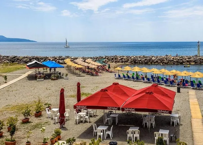 Vakantiehuis Garden Haven - Escape Amidst Greenery