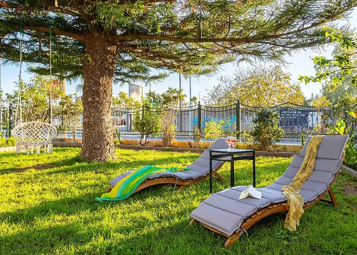 Garden Haven - Escape Amidst Greenery Holiday home