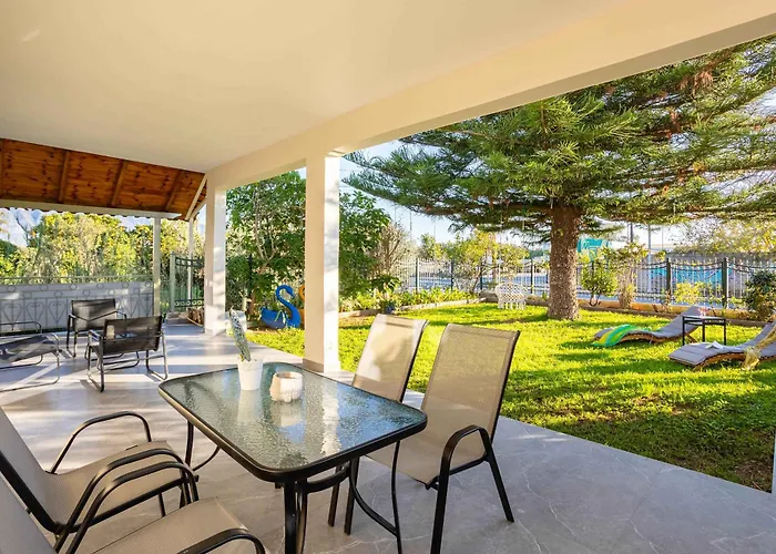 Garden Haven - Escape Amidst Greenery Kalamata